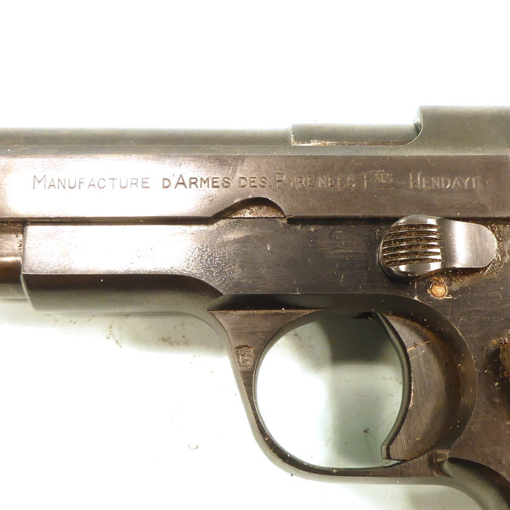 UNIQUE    D3    22LR