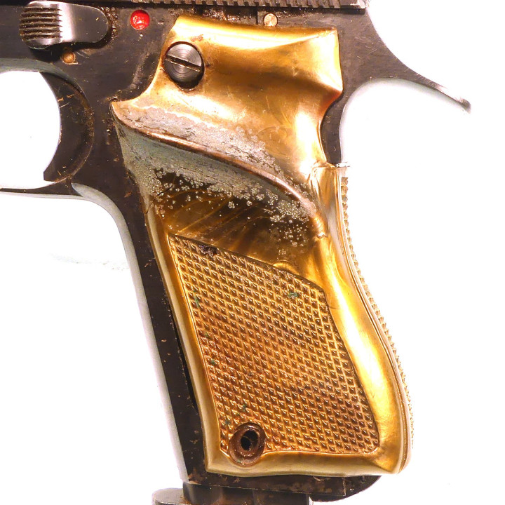 UNIQUE    D3    22LR